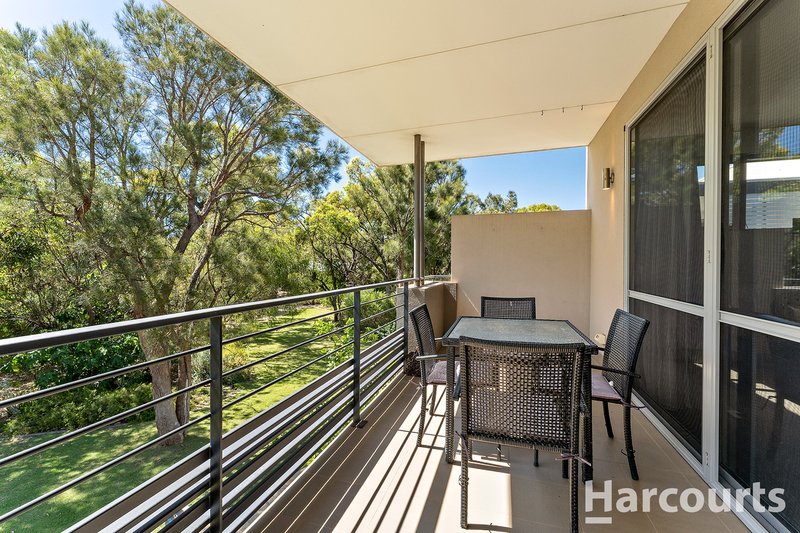 Photo - 29 Whimbrel Crescent, Coodanup WA 6210 - Image 8