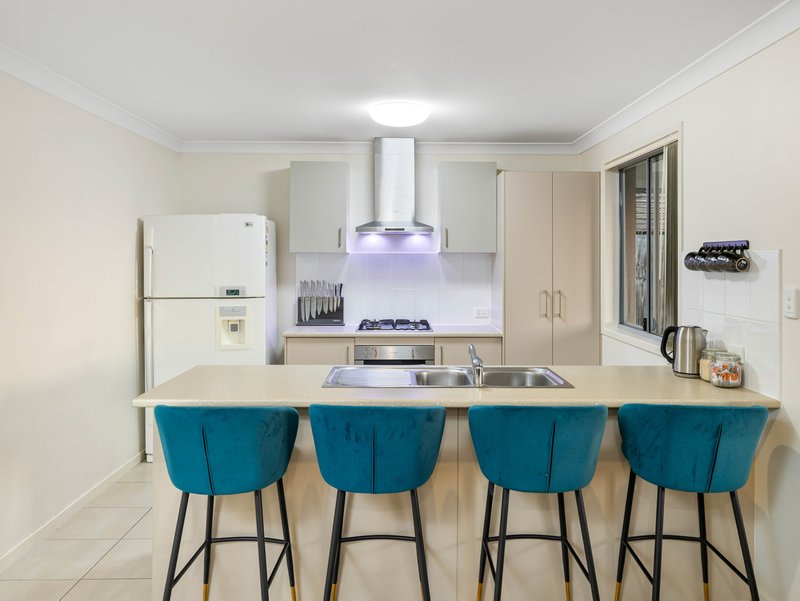Photo - 29 Whipbird Street, Bellbird Park QLD 4300 - Image 4