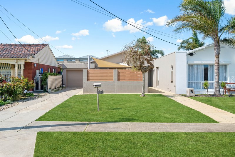 2/9 White Sands Drive, West Beach SA 5024