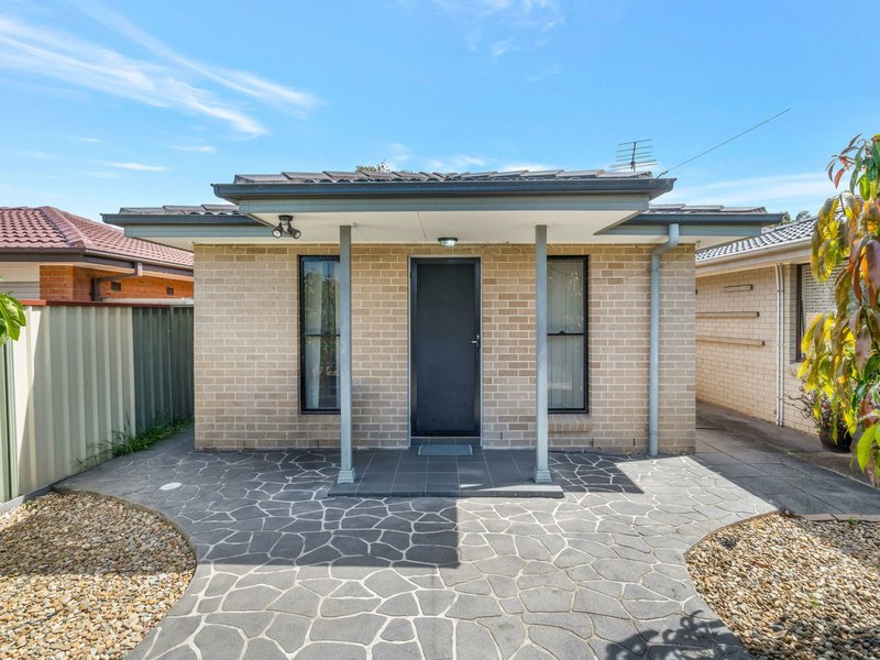 Photo - 29 Whitlam Avenue, Edensor Park NSW 2176 - Image 9