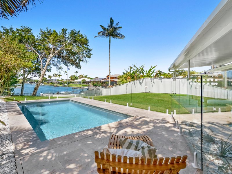 Photo - 29 Whitsunday Drive, Currumbin Waters QLD 4223 - Image 2