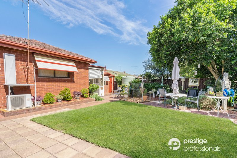 Photo - 29 Wilkes Avenue, Moorebank NSW 2170 - Image 10