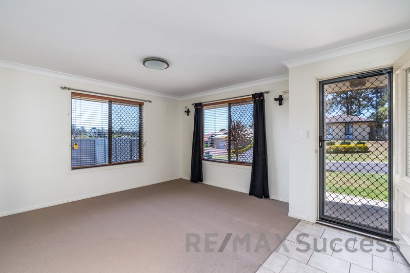 Photo - 29 Willowburn Drive, Rockville QLD 4350 - Image 2