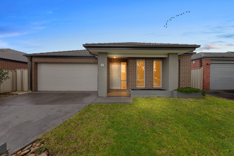 29 Willowtree Drive, Pakenham VIC 3810