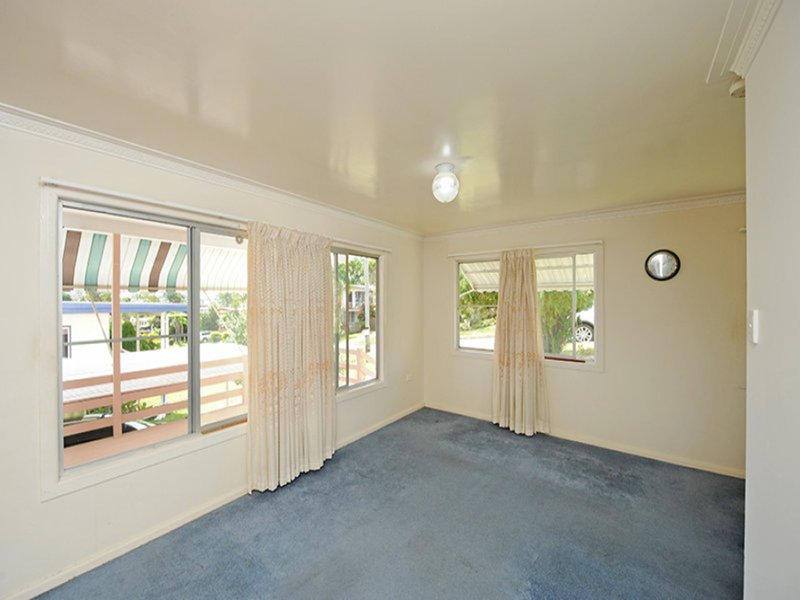 Photo - 29 Wilson Street, New Auckland QLD 4680 - Image 3