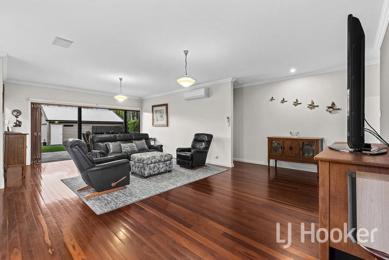 Photo - 29 Wingarra Street, Yeerongpilly QLD 4105 - Image 15