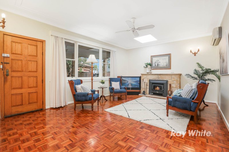 Photo - 29 Wiseman Road, Castle Hill NSW 2154 - Image 2