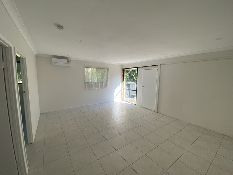 Photo - 29 Woodbury Avenue, Bray Park QLD 4500 - Image 17