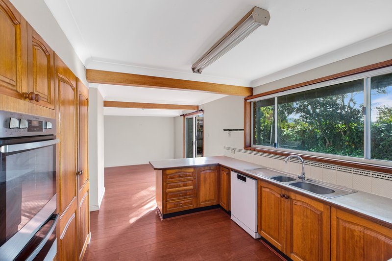 Photo - 29 Woodland Road, Terrigal NSW 2260 - Image 3