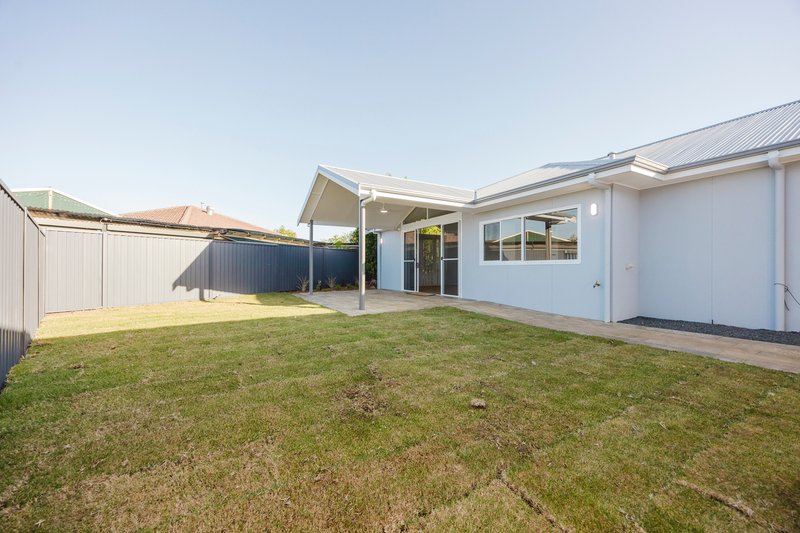 Photo - 29 Woodleigh Gardens, Ballajura WA 6066 - Image 33