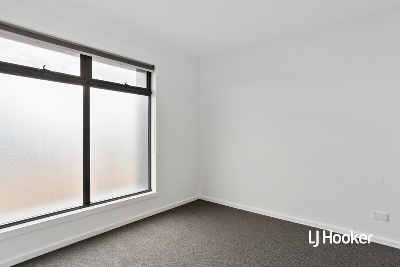 Photo - 29 Wool Street, Tarneit VIC 3029 - Image 8