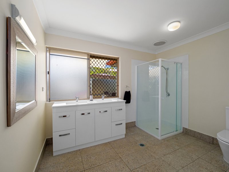 Photo - 29 Wren Court, Birkdale QLD 4159 - Image 10