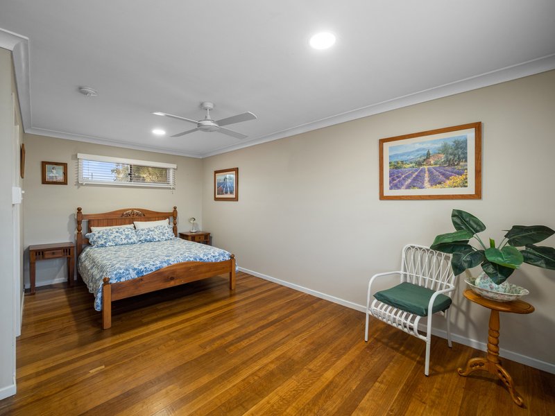 Photo - 29 Wren Court, Birkdale QLD 4159 - Image 17