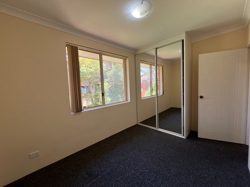 Photo - 2/90-94 Clissold Parade, Campsie NSW 2194 - Image 4
