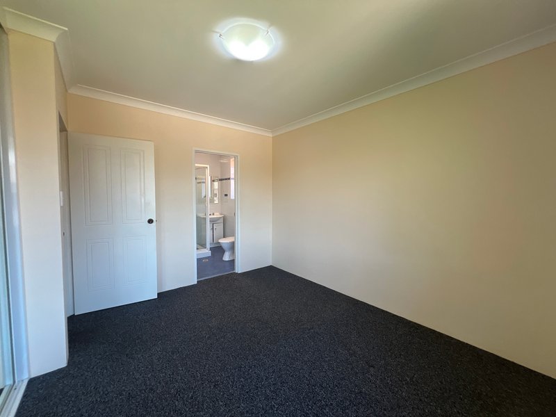 Photo - 2/90-94 Clissold Parade, Campsie NSW 2194 - Image 6
