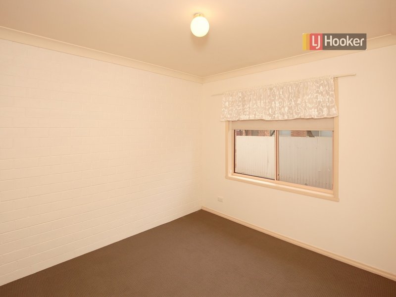 Photo - 290 Edward Street, Wagga Wagga NSW 2650 - Image 10