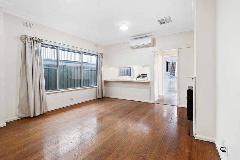 Photo - 290 Maribyrnong Road, Moonee Ponds VIC 3039 - Image 2