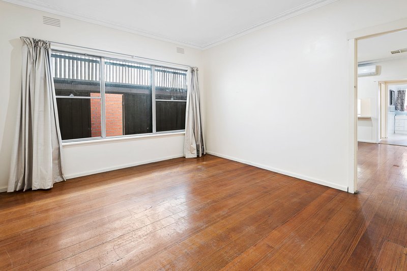 Photo - 290 Maribyrnong Road, Moonee Ponds VIC 3039 - Image 8