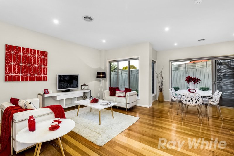 Photo - 2/90 Portland Street, Mulgrave VIC 3170 - Image 2