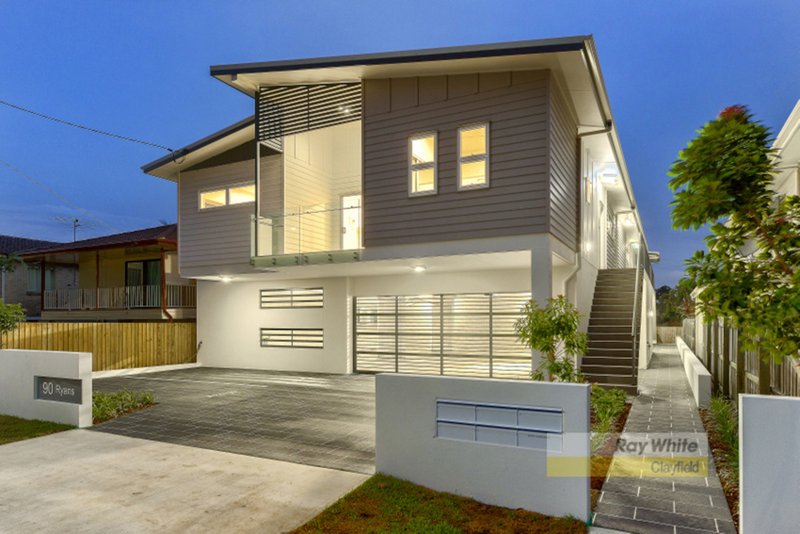 Photo - 2/90 Ryans Road, Nundah QLD 4012 - Image 3