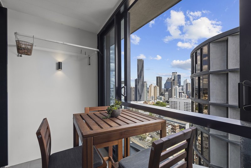 Photo - 2903/167 Alfred Street, Fortitude Valley QLD 4006 - Image 2