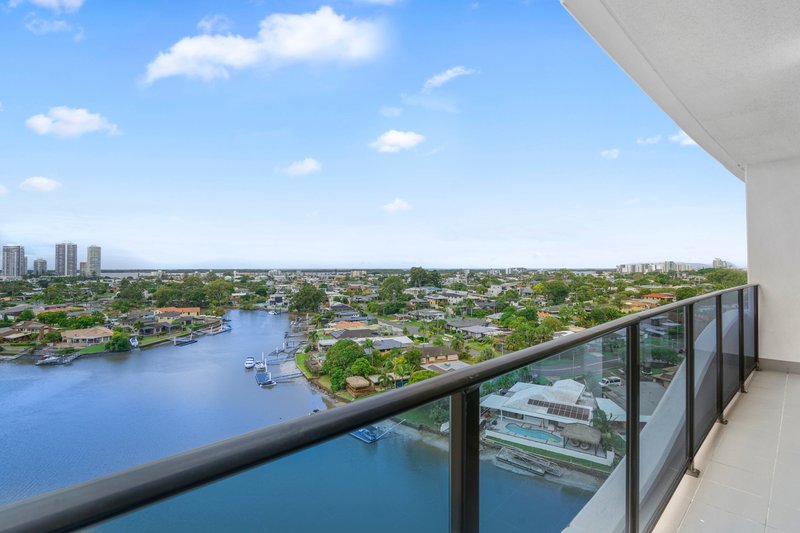 Photo - 2903/5 Harbour Side Court, Biggera Waters QLD 4216 - Image 11