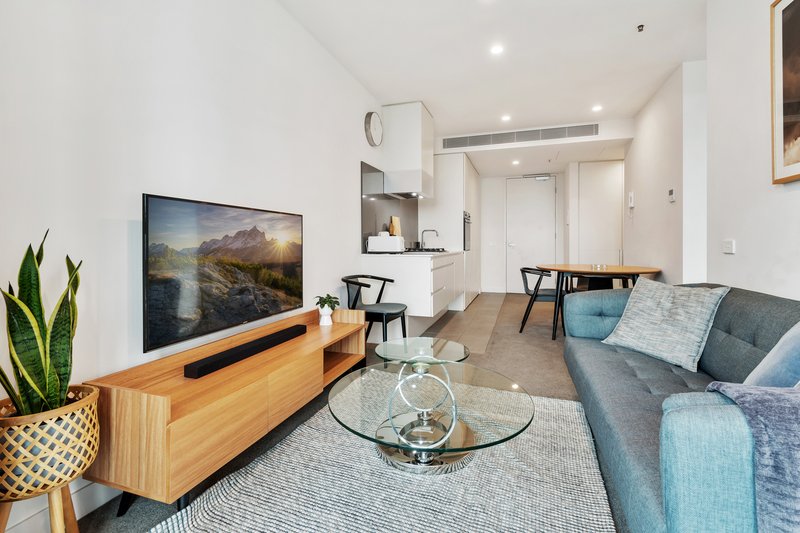 Photo - 2907/105-107 Clarendon Street, Southbank VIC 3006 - Image 2