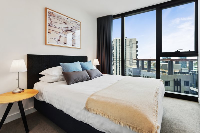 Photo - 2907/105-107 Clarendon Street, Southbank VIC 3006 - Image 3
