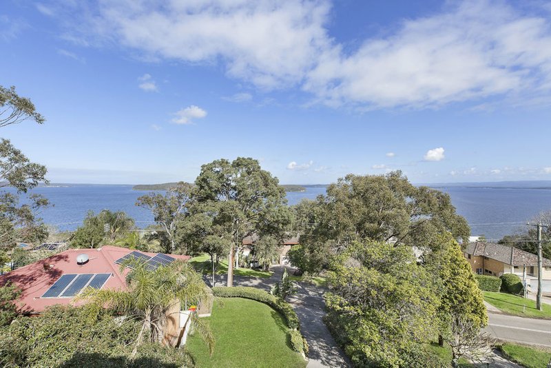 Photo - 291 Dobell Drive, Wangi Wangi NSW 2267 - Image 2