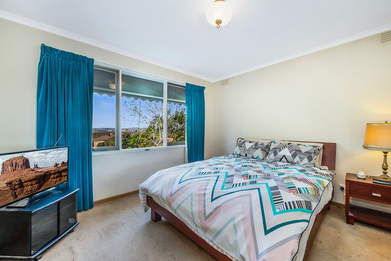 Photo - 291 Gallaghers Road, Glen Waverley VIC 3150 - Image 6