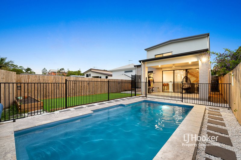 Photo - 291 Kitchener Road, Stafford Heights QLD 4053 - Image 2