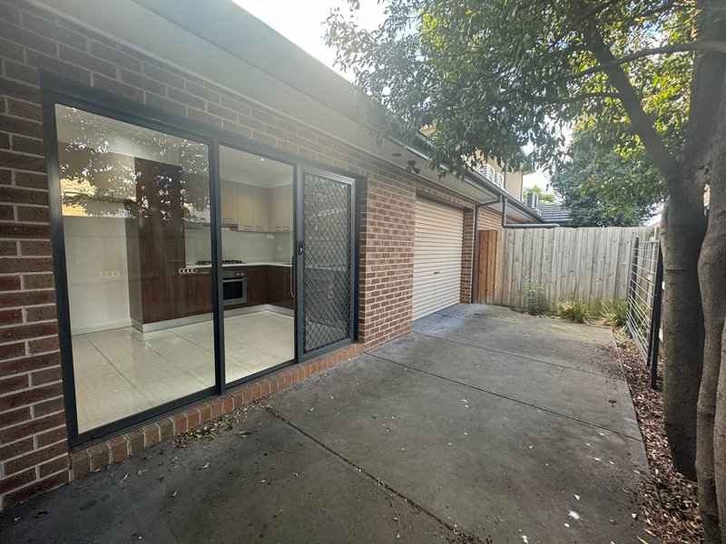 Photo - 2/91 Miranda Road, Reservoir VIC 3073 - Image 7