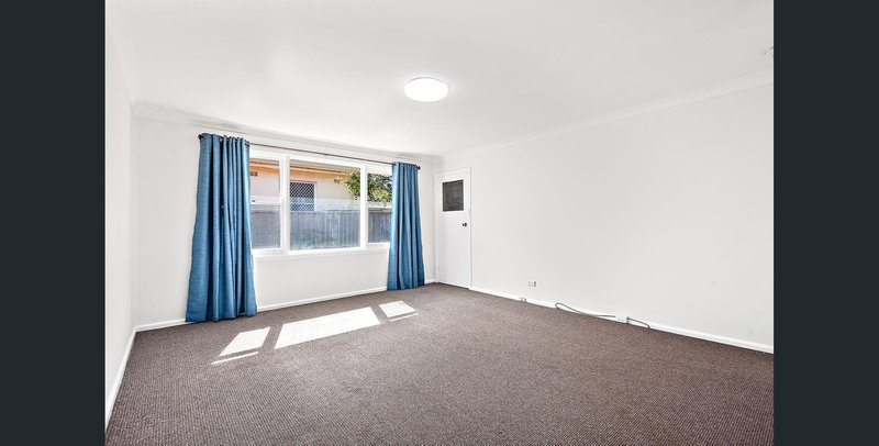 Photo - 2/91 Osborne Parade, Warilla NSW 2528 - Image 4