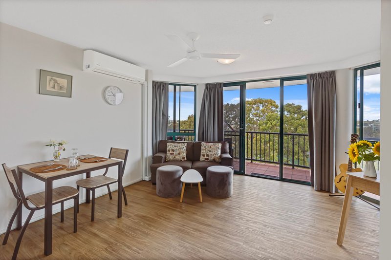 Photo - 29/104 River Esplanade, Mooloolaba QLD 4557 - Image 6