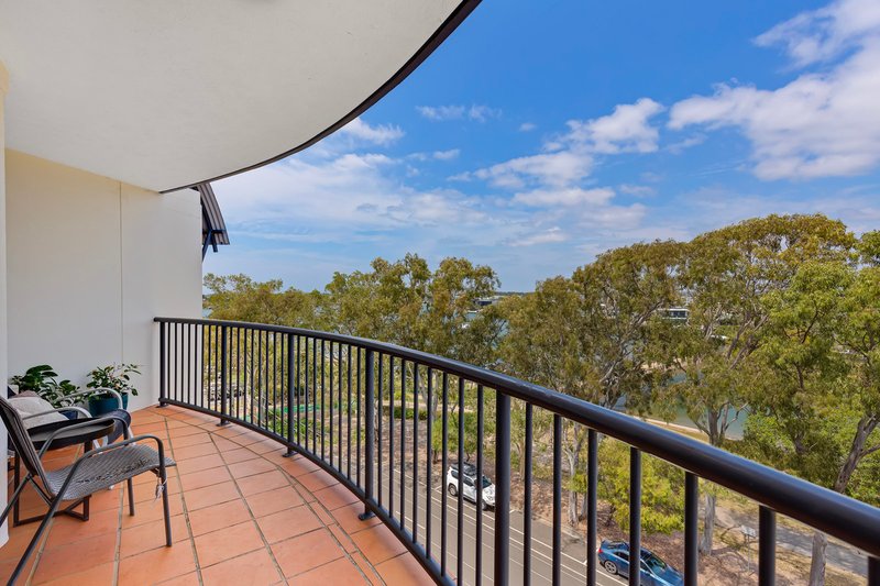 Photo - 29/104 River Esplanade, Mooloolaba QLD 4557 - Image 7