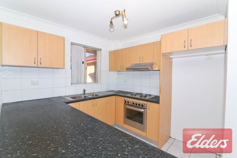Photo - 29/108-112 Stapleton Street, Pendle Hill NSW 2145 - Image 2