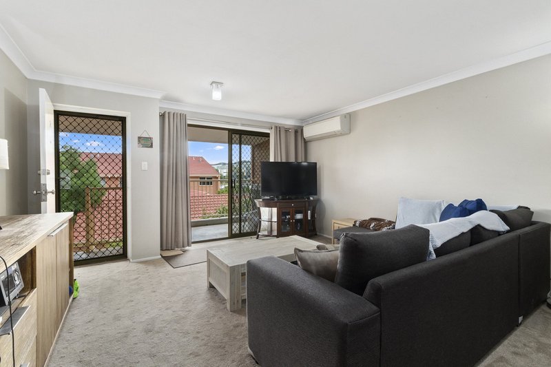 Photo - 29/12 Albermarle Place, Phillip ACT 2606 - Image 2