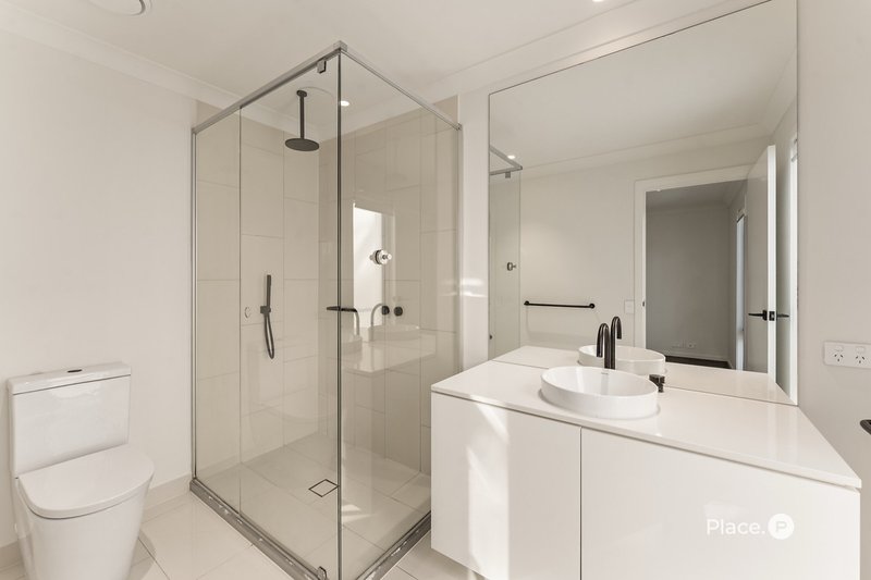 Photo - 29/120 Bunya Road, Everton Hills QLD 4053 - Image 11