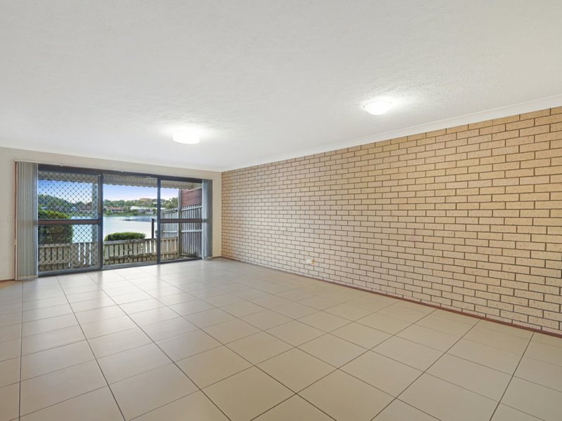 Photo - 29/13 Shrike Court, Burleigh Waters QLD 4220 - Image 8