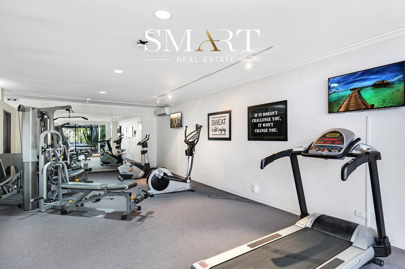 Photo - 29/132-138 Ferny Avenue, Surfers Paradise QLD 4217 - Image 10