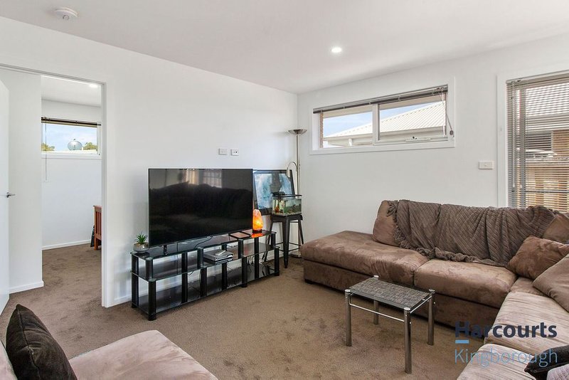 Photo - 29/134 Burwood Drive, Blackmans Bay TAS 7052 - Image 4