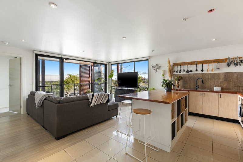 Photo - 29/1554-1556 Dandenong Road, Huntingdale VIC 3166 - Image 3