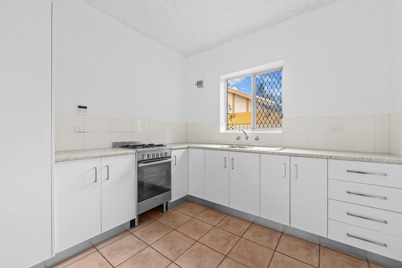Photo - 29/180-184 Seaview Road, Henley Beach South SA 5022 - Image 7