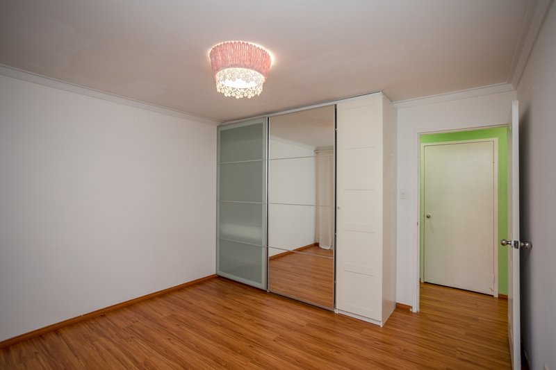 Photo - 291B Wharf Street, Queens Park WA 6107 - Image 10