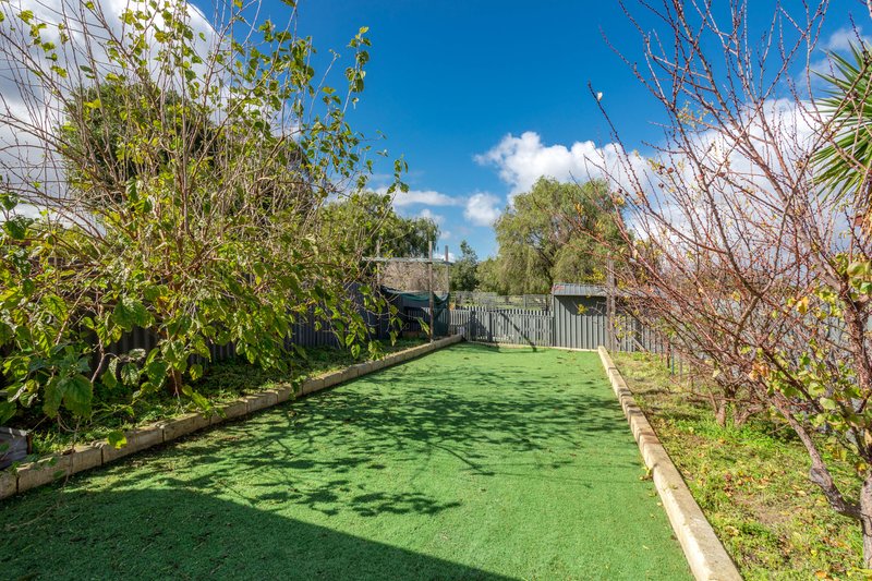 Photo - 291B Wharf Street, Queens Park WA 6107 - Image 15