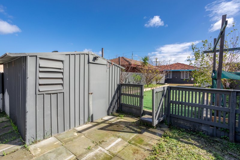 Photo - 291B Wharf Street, Queens Park WA 6107 - Image 17