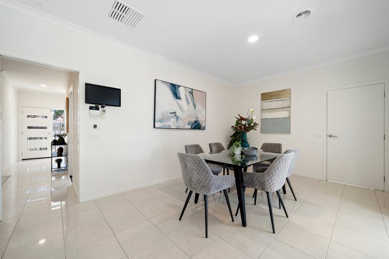 Photo - 2/92 Albert Avenue, Boronia VIC 3155 - Image 14