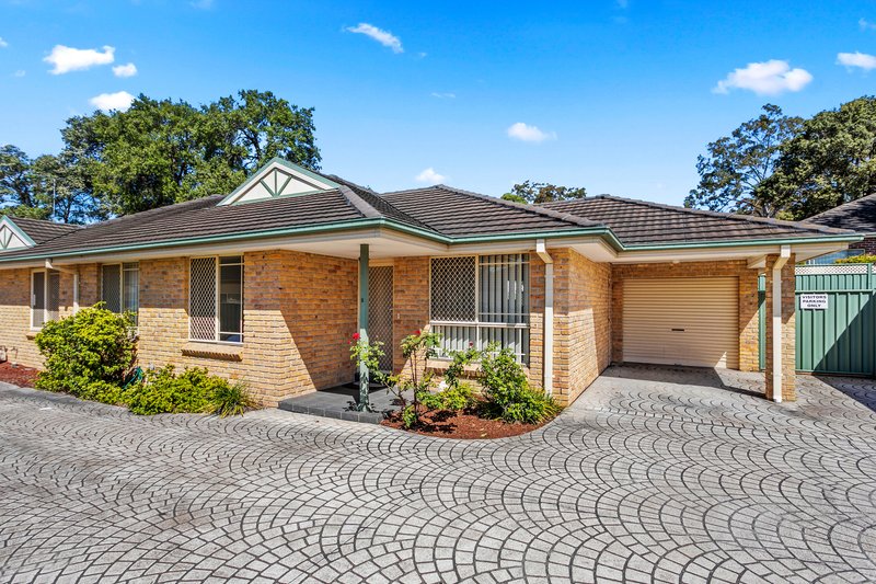 2/92 Belmore Road, Peakhurst NSW 2210