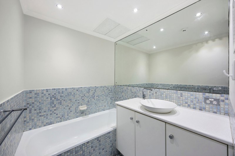 Photo - 29/2 Birkley Road, Manly NSW 2095 - Image 5