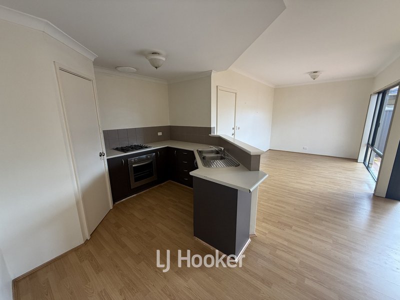 Photo - 2/92 Fairbairn Road, Busselton WA 6280 - Image 3